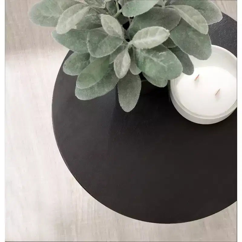 Tavolino d'accento moderno in legno con gambe oblique