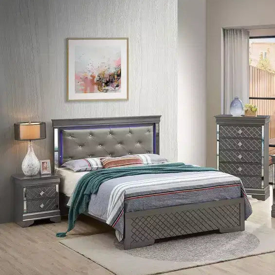 Letto imbottito con testiera a LED e profili a specchio