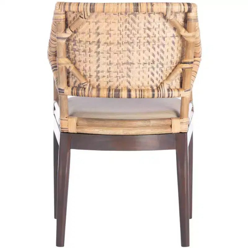 Poltrona imbottita con struttura in legno
