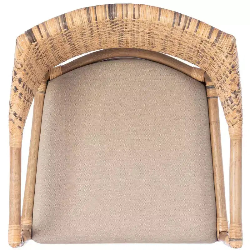 Poltrona imbottita con struttura in legno