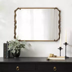 Specchio da parete rettangolare con cornice in metallo dorato, 20x27