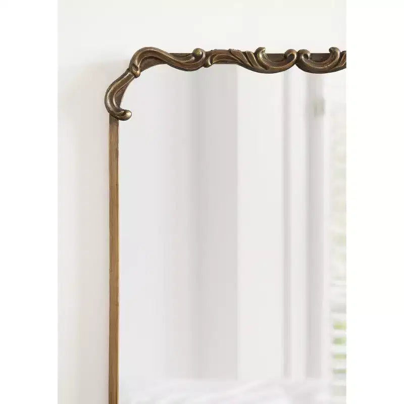 Specchio da parete rettangolare con cornice in metallo dorato, 20x27